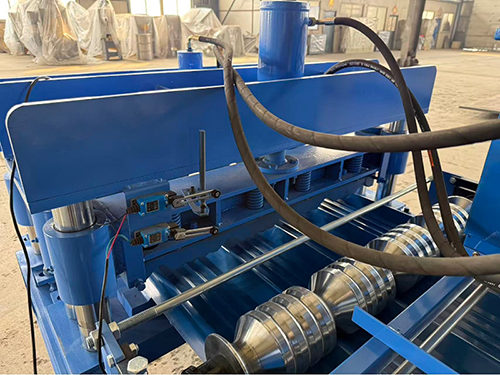Glazed Tile Roll Forming Machine