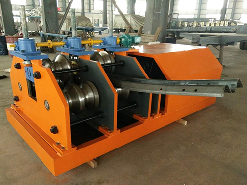 Highway Guardrail Roll Forming Machine