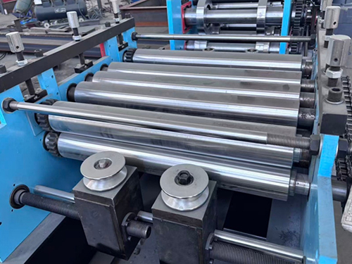 Interchangeable C/Z Purlin Roll Forming Machine
